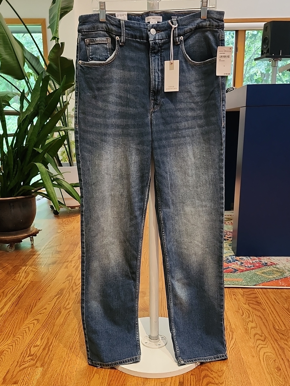 NWT Good American Good Icon Straight Leg Jeans